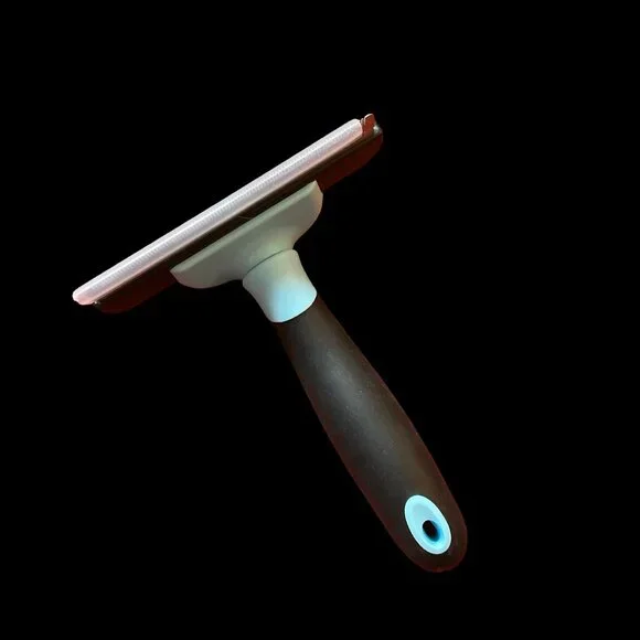 Deshedding Tool for Dogs - Picture 2 of 2